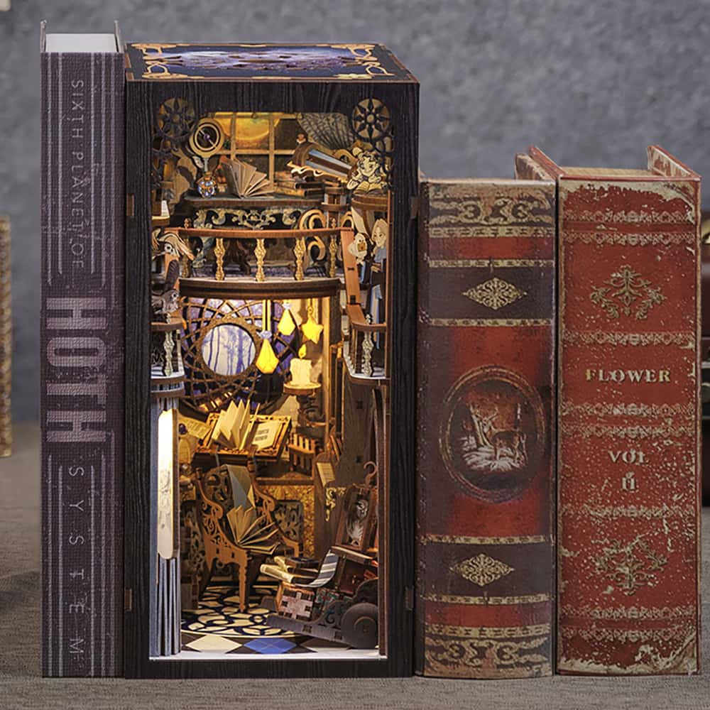 Book Nook Nebula Common Room – Kit puzzle 3D in legno Cutebee