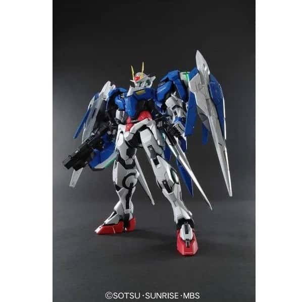 PG 1/60 GN-0000+GNR-010 00 Raiser – Gunpla Bandai