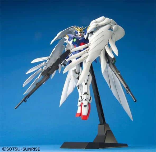 MG 1/100 Wing Gundam Zero Custom – Gunpla Bandai
