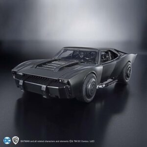 BATMAN NEW BATMOBILE-1/35-MODEL KIT-BANDAI