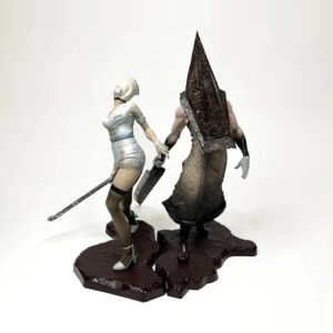 SILENT HILL 2-RED PYRAMID THING & BUBBLE HEAD NURSE-SET 2 PZ-KONAMI