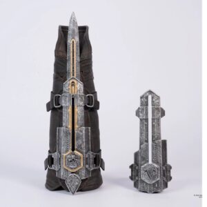 ASSASSIN'S CREED-BLACK FLAG RESYNCED EDWARD KENWAY-HIDDEN BLADE REPLICA-PURE ARTS