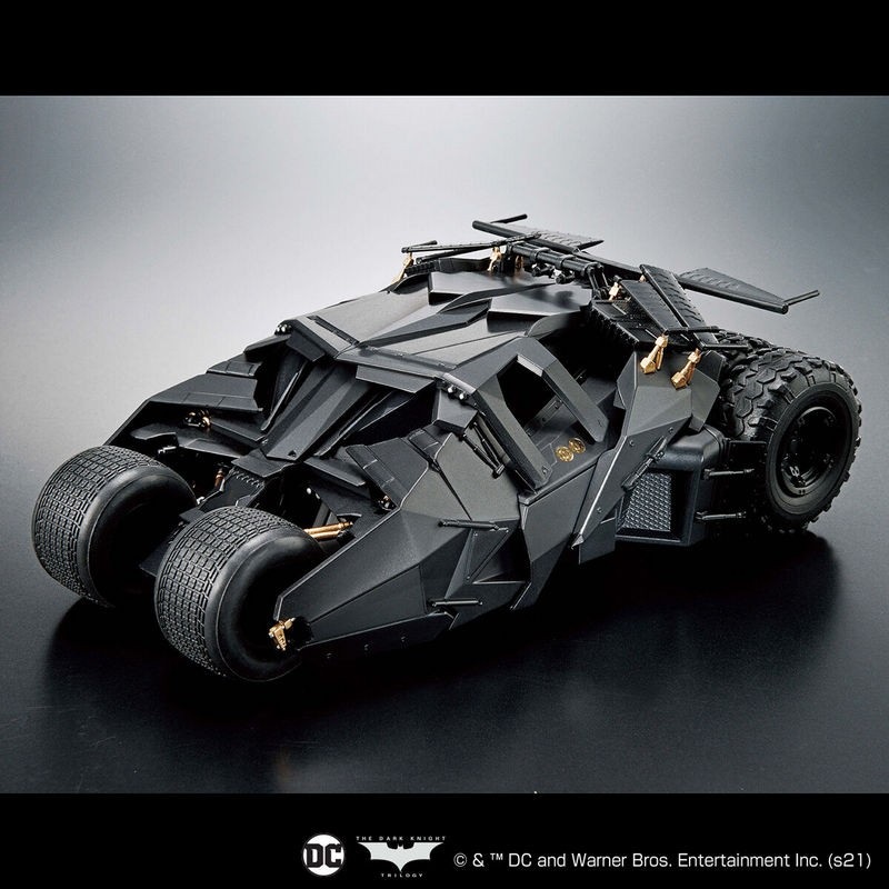 BATMOBILE-BATMAN BEGINS VER.-1/35-BANDAI