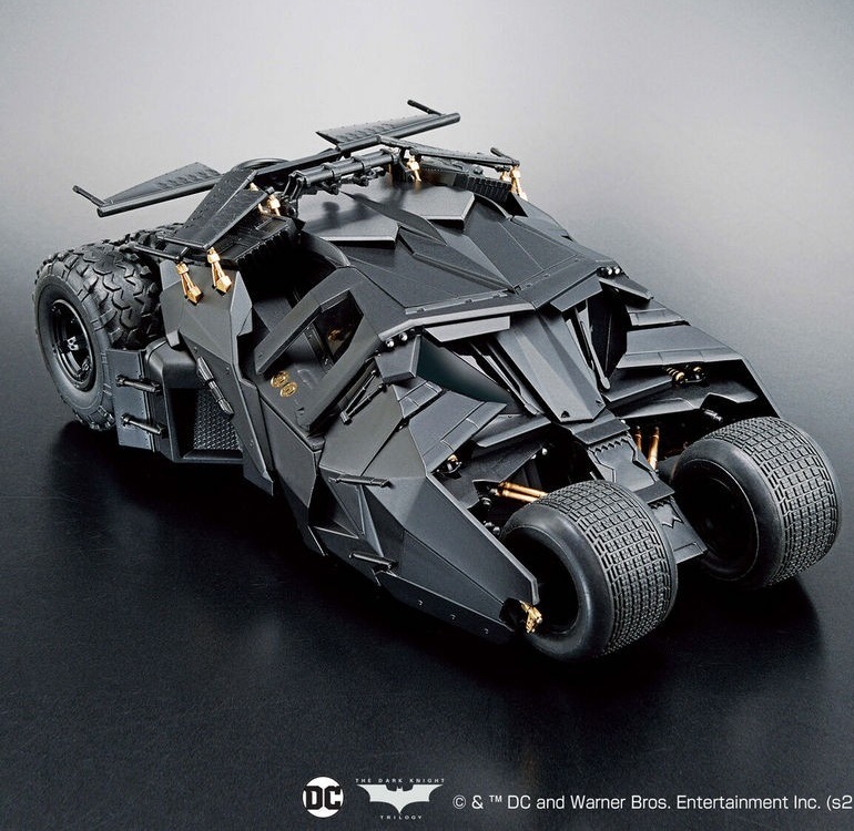 BATMOBILE-BATMAN BEGINS VER.-1/35-BANDAI - immagine 3